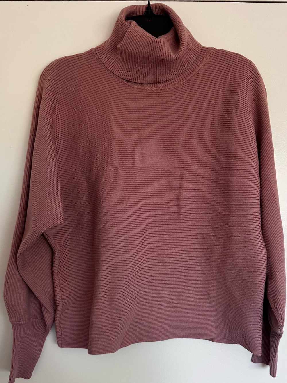 Olive & Oak Ribbed Turtleneck Sweater in Dusty Rose